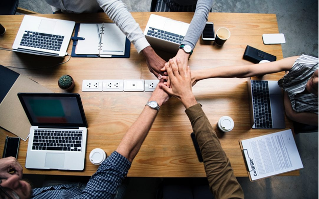 استخدام مترجم 2