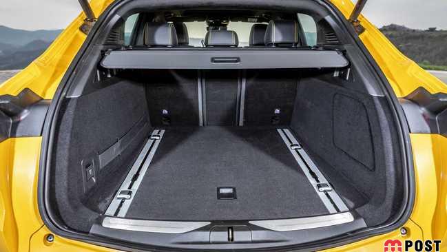 با مازراتی گریکاله تروفئو ۲۰۲۳ یکی از سریع ترین خودروهای جهان آشنا شوید 13 مازراتی گریکاله تروفئو 2023