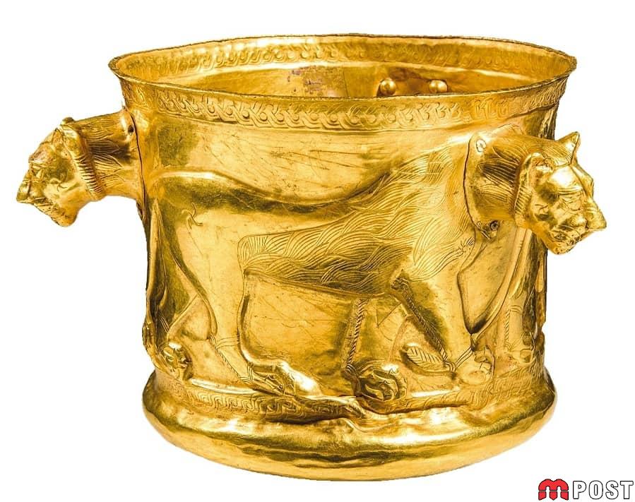 نگاهی به جام طلایی دو شیر یا جام کلاردشت 1 جام طلایی دو شیر یا جام کلاردشت