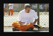 علت ممنوعیت خواندن کتاب های فانتزی در زندان های آمریکا چیست ؟ 2 کتاب در زندان